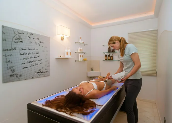 奥托尼别墅酒店 5*